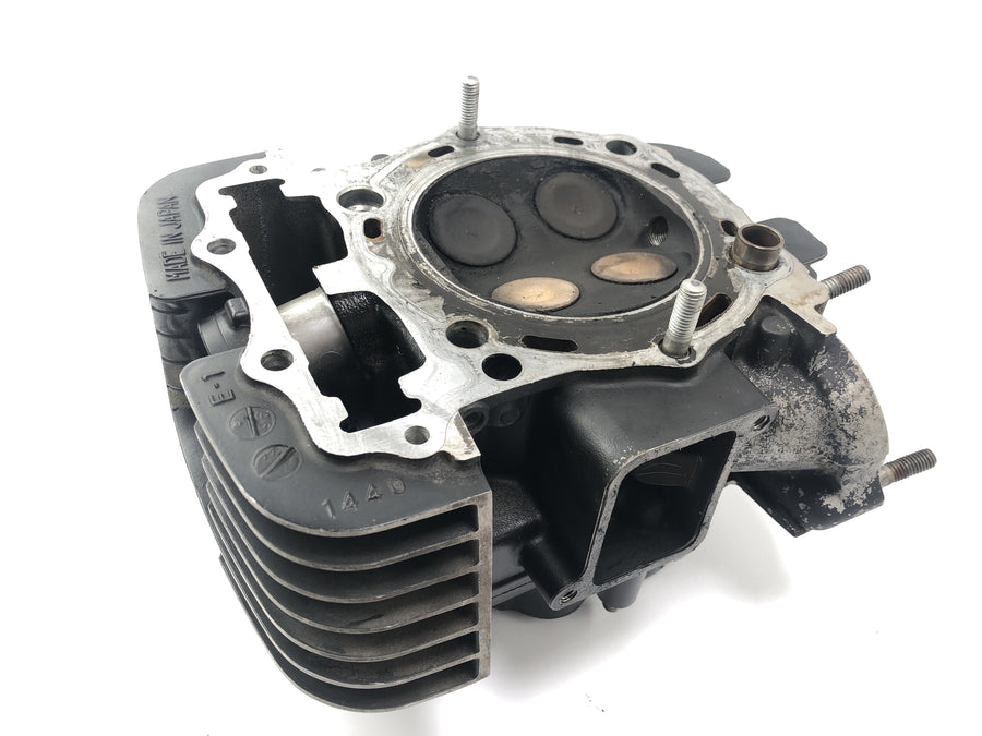 Kawasaki VN 1500 Classic VNT50D [2001] - cylinder head in front