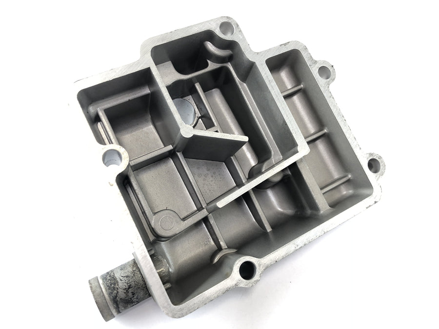 Benelli TNT 1130 [2009] - engine cover center top