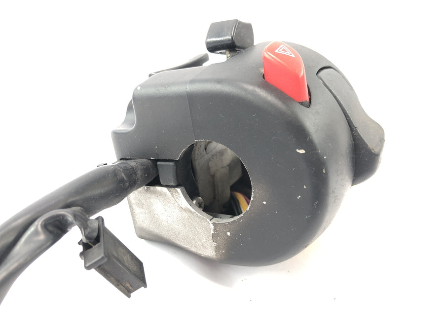 Suzuki VZ 1500 WVCU [2011] - Handlebar switch switch fitting left