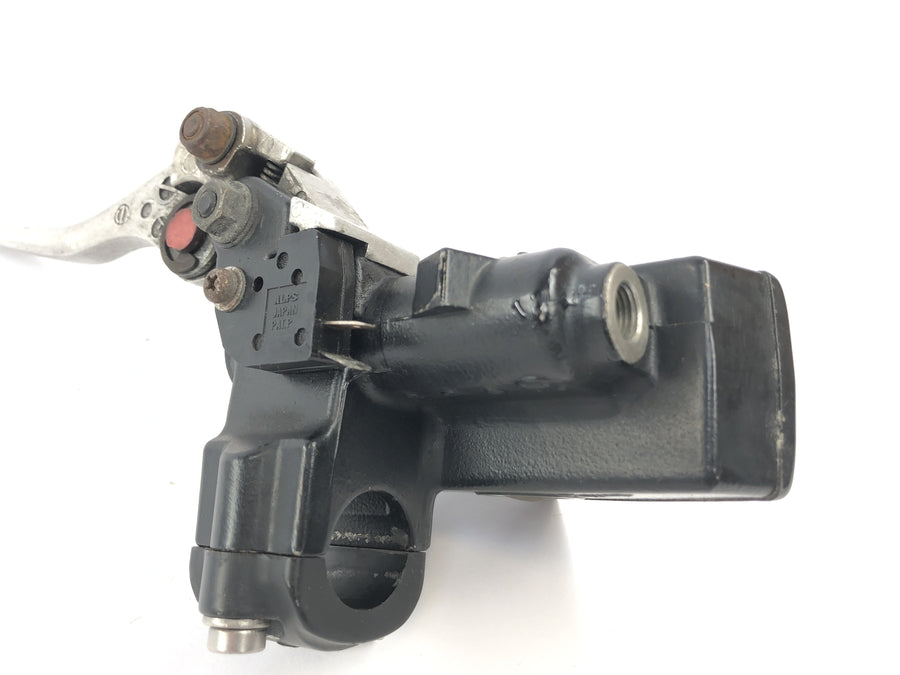 Suzuki GSX R 1100 GV73B [1990] - Brake pump handbrake pump in front