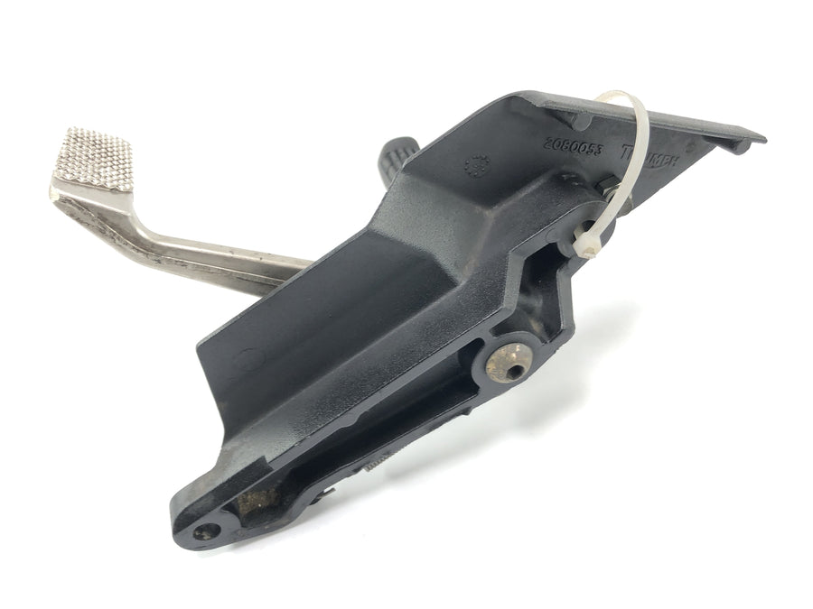 Triumph Daytona 900 T300 [1993] - footrest right brake lever foot lever brake pedal right foot brake
