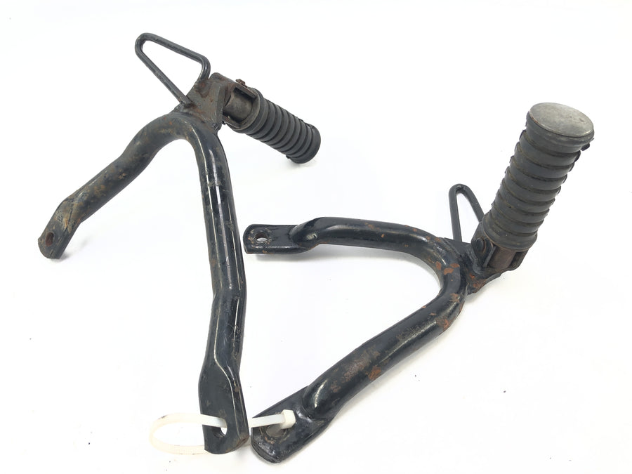 Yamaha XT 350 3YT / 55V [1990] - Palaecutive footrest with holder set couple