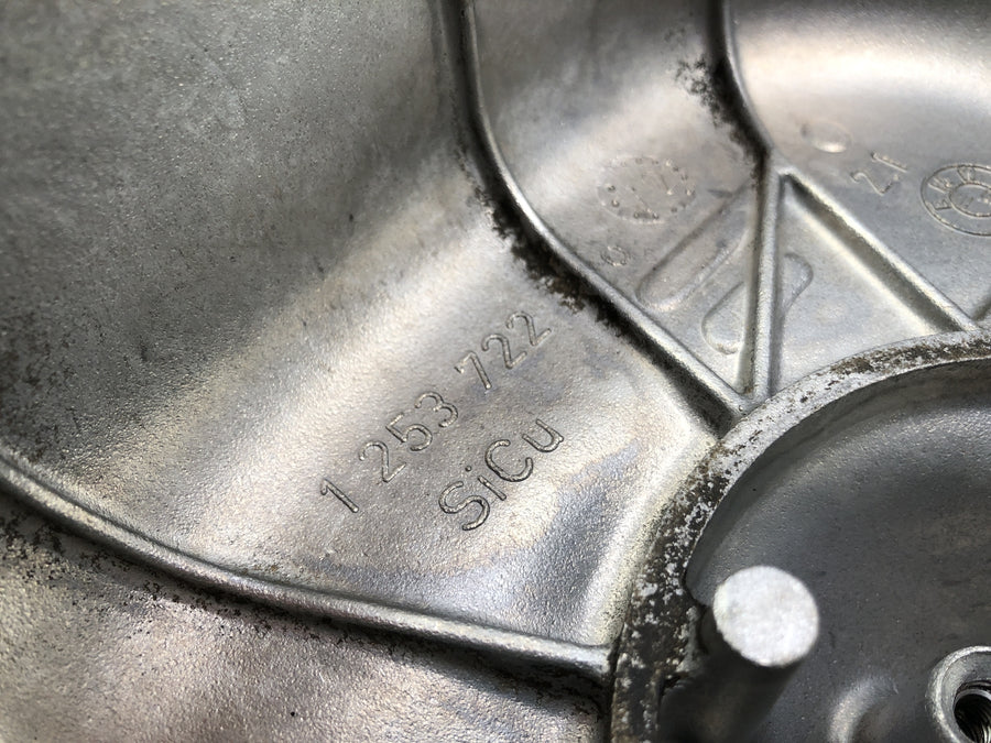 BMW R 60/5 [1973] - Air filter cover right engine cover