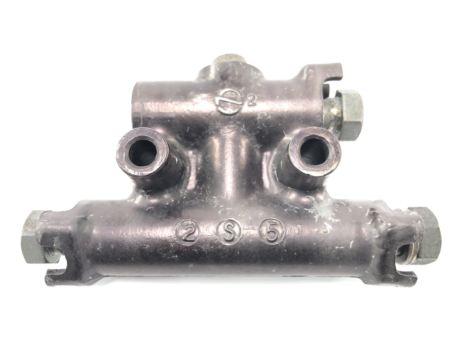Honda GL 1000 Goldwing GL1 [1978] - Brake line distributor Connection brake line