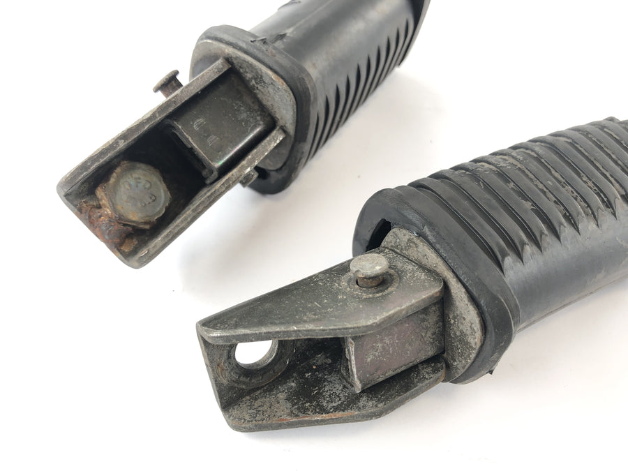 Yamaha XS 400 2A2 [1982] - Footrests Passenger Footrest Set