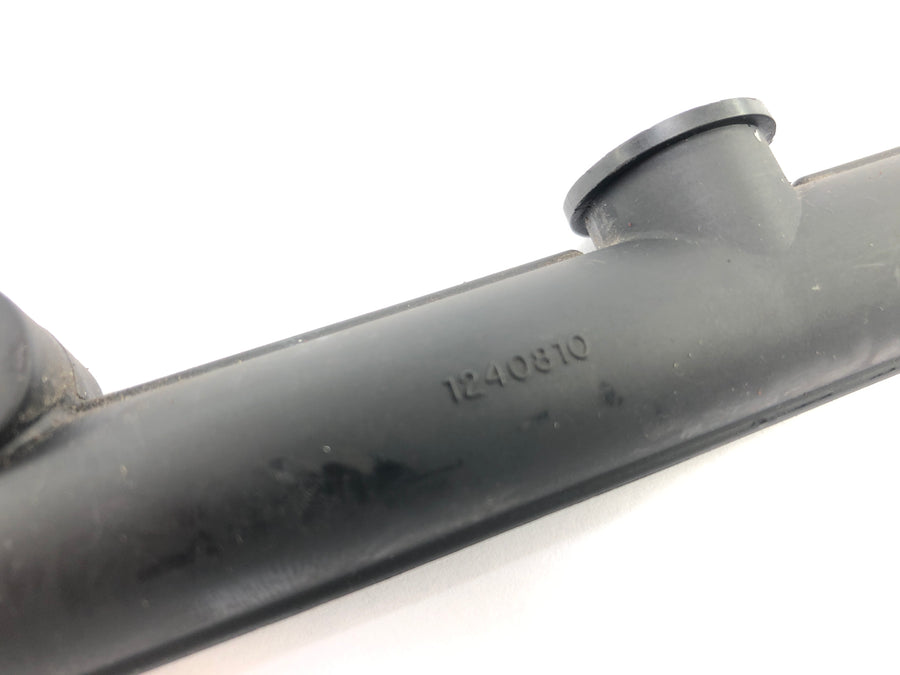 Triumph Daytona 955i T595 [1999] - Injector nozzle injection rail