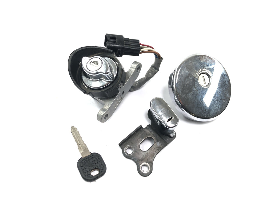 Kawasaki VN 1600 Classic VNT60A [2007] - Lock set ignition lock tank cap helmet lock