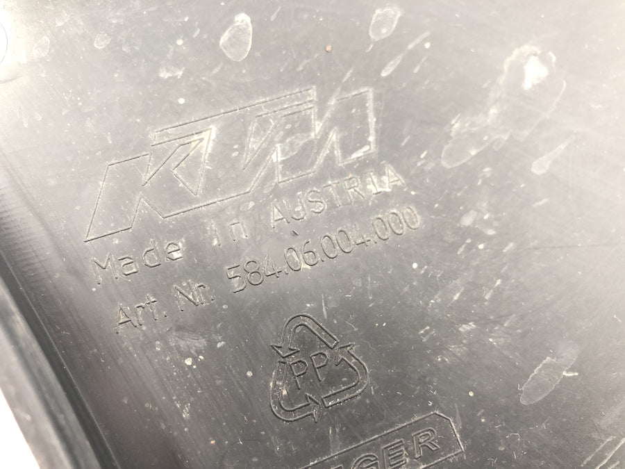 KTM 640 Adventure LC4 [2001] - Side fairing cover right