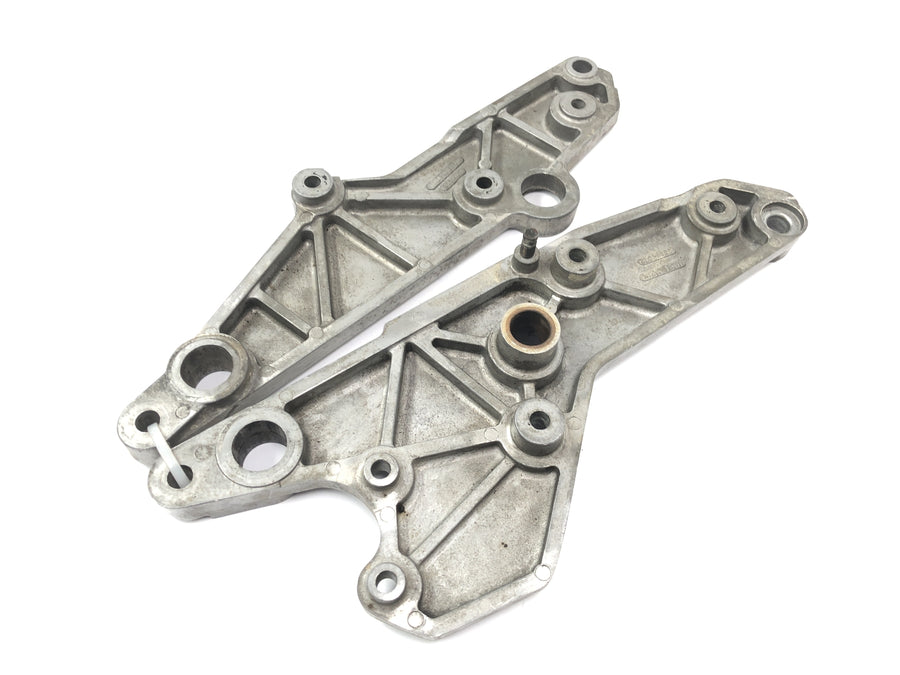 Kawasaki Z 1100 KZZ10A [1984] - footrest holder left and right