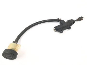 BMW F 650 GS R13 [2002] - brake pump behind