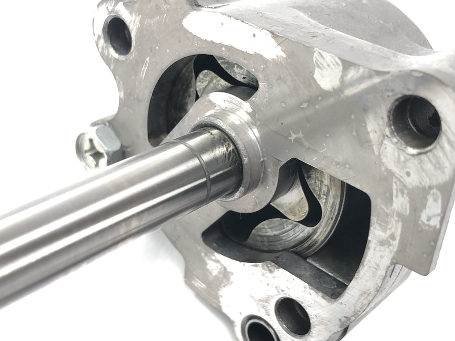 Triumph Sprint ST 1050 [2005] - Oil pump drive chain Pump drive system
