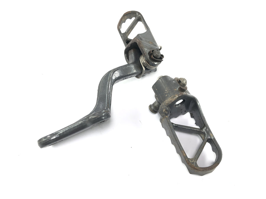 KTM 640 LC4 EGS [1999] - Footrests Footrests Driver's footrest left and right