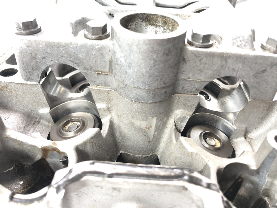 Triumph Daytona 955i T595N [2003] - Zylinderkopf Ventilkopf Motorblockkopf