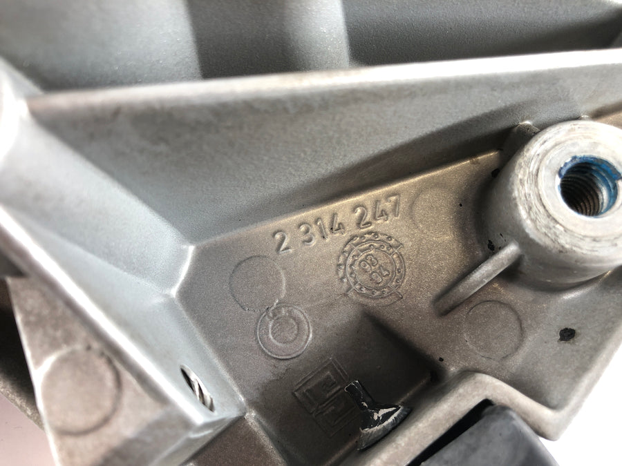 BMW R 1100 GS [1990] - Footrest holder driver left