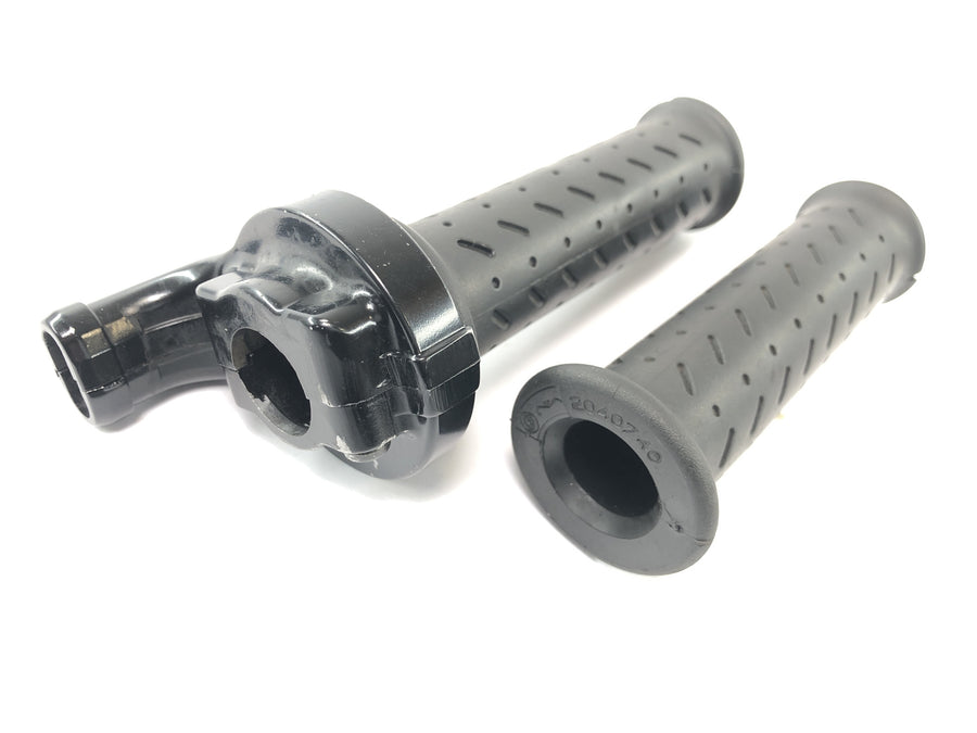 Triumph Speed Triple 1050 515NJ [2007] - Throttle grip twist grip right hand grip handlebar grips