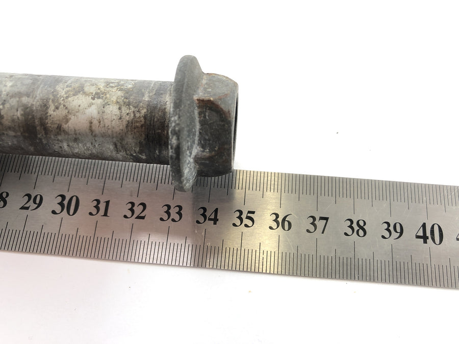 Kawasaki ZR7 ZR750F [1999] - Hinter axle of the stick axle