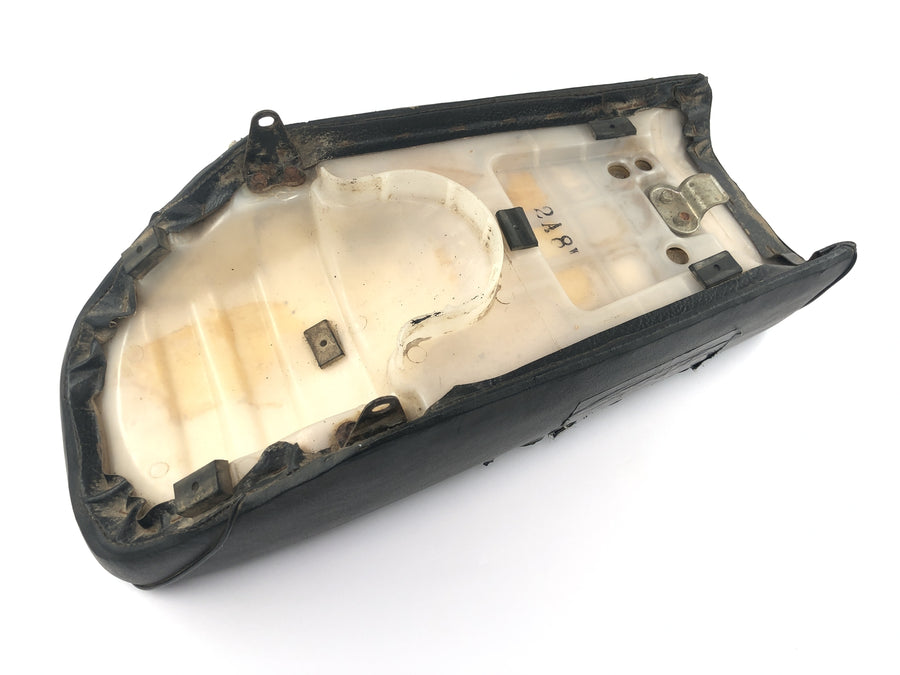 Yamaha DT 175 2K4 [1982] - Sitzbank Sitz Sitzpolster Bank Bezug defekt