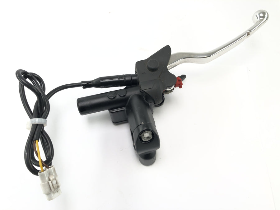 KTM 950 SM LC8 [2008] - Handbrake pump brake pump at the front of the handlebars