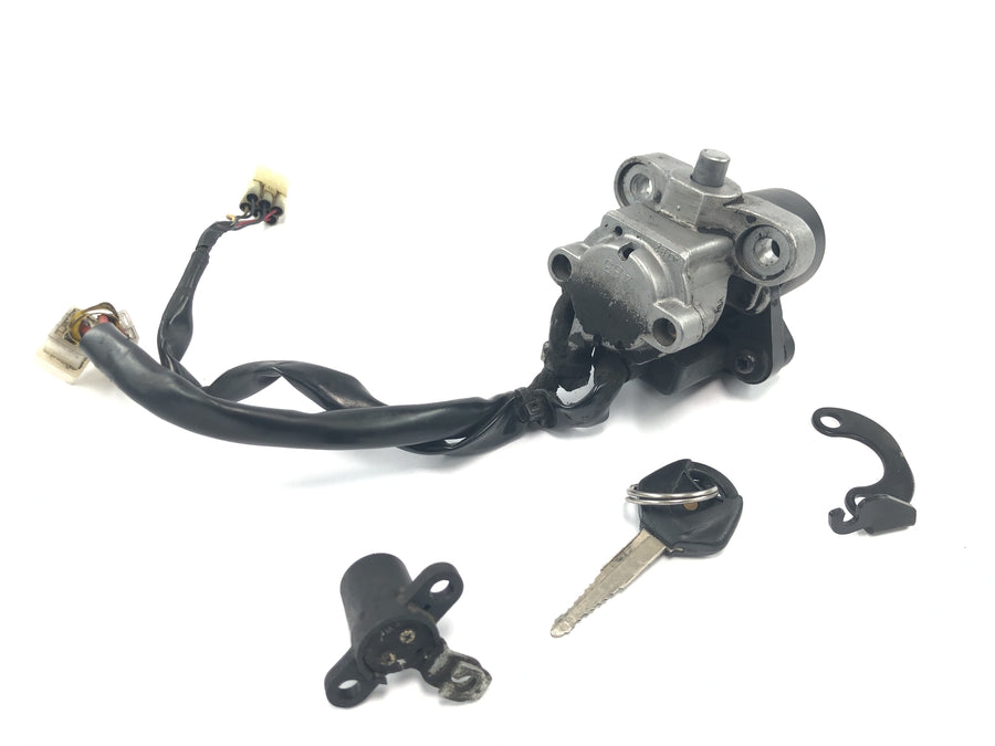 Yamaha MT 03 RM02 [2007] - Schlosssatz Tacho 46063 km Cockpit Instrumentenanzeige Drehzahlmesser