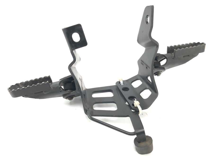 BMW F 650 GS R13 [2002] - footrest carrier driver's footrest with bracket
