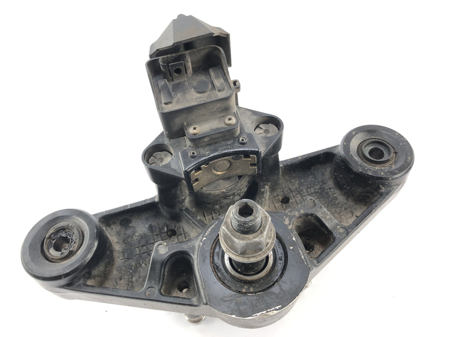 BMW R 1200 GS R12 K25 [2003] - locksmith with immobilizer gabel bridge above CDI tank lock cockpit