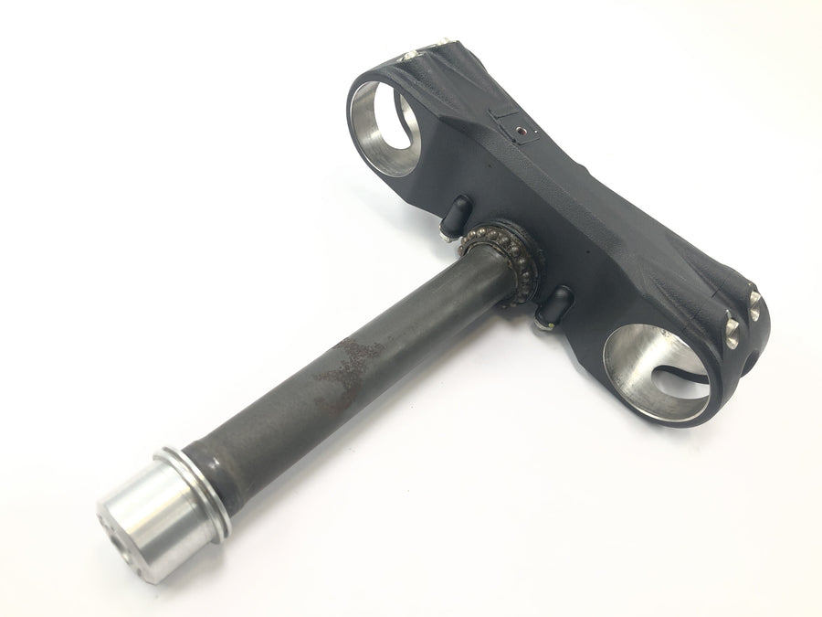 Ducati Multistrada 1200 S Touring [2009] - lower fork clamp