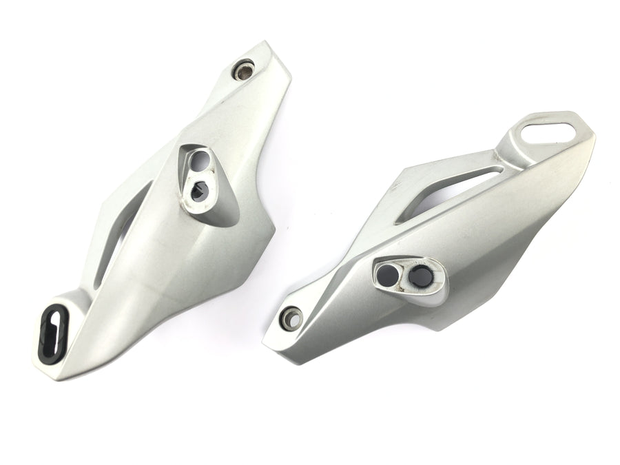 BMW R 1200 R R1ST [2008] - Headlight mount, indicator mount at the front
