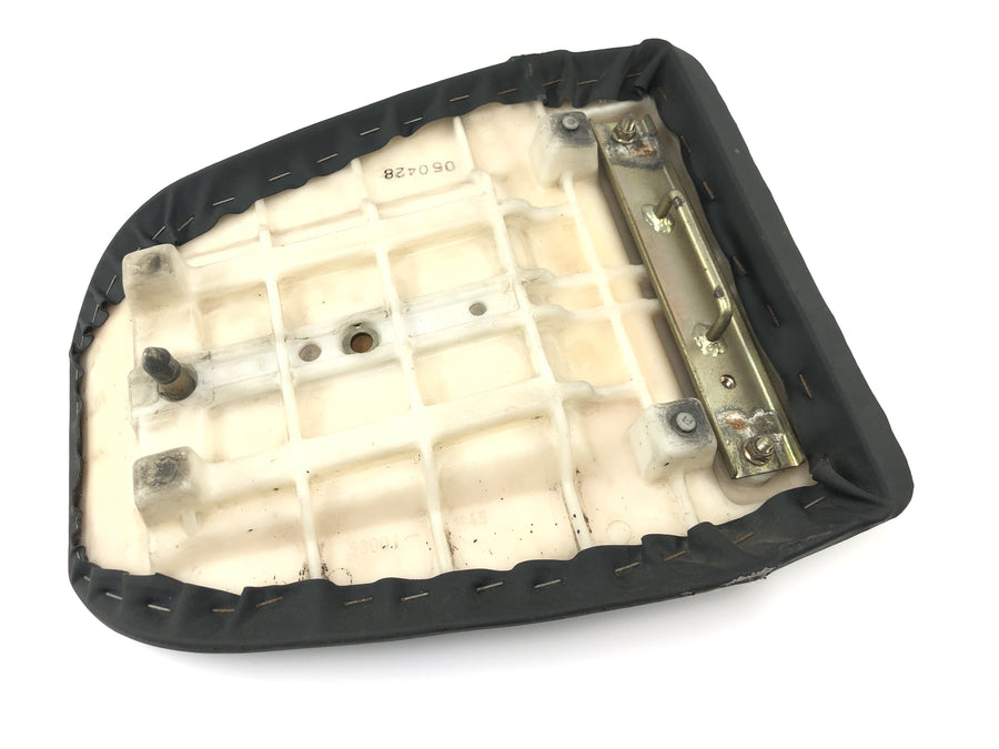 Kawasaki ZXR 400 ZX400L [1992] - Pillion seat, rear passenger seat pad