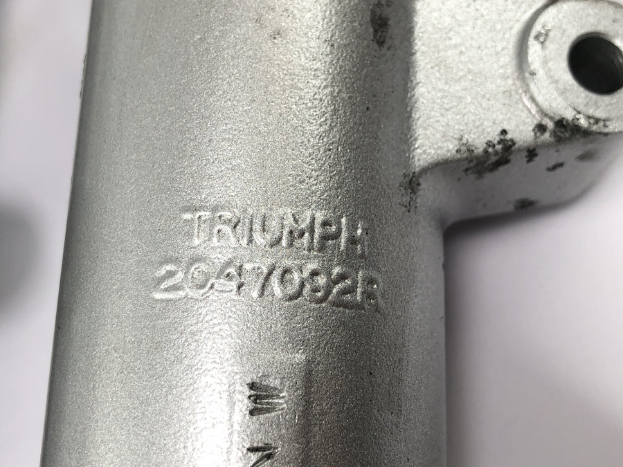 Triumph Speedmaster 900 [2003] - Gabel Telegabel Standrohre Tauchrohre Vordergabel mit Achse