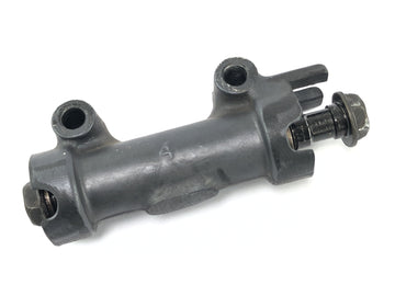 Kawasaki ZR7 ZR750F [1999] - distributor brake line at the front - 0