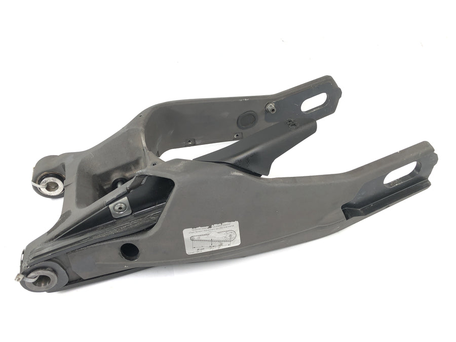 Ducati 999 H4 [2003] - Schwinge rear wheel swing