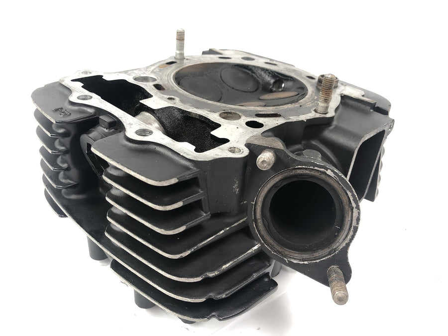 Kawasaki VN 1500 Classic VNT50D [2001] - cylinder head at the back