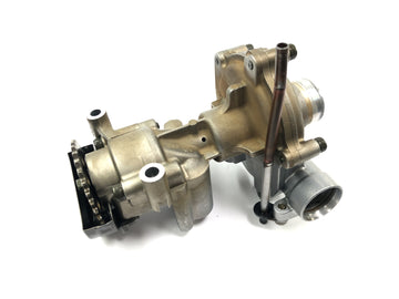 Yamaha YZF R1 RN04 [2001] - Wasserpumpe Kühlmittelpumpe Ölpumpe Pumpengehäuse