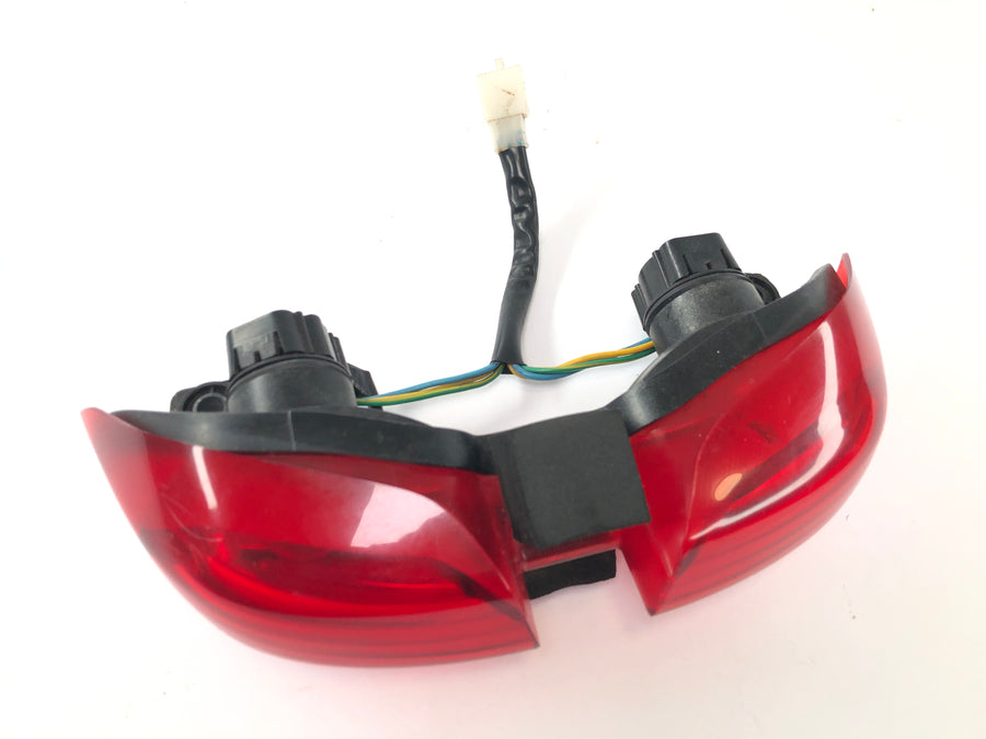 Aprilia SL 1000 Falco Pa [2000] - rear light rear light brake light
