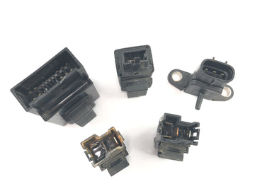 Yamaha MT 03 RM02 [2007] - Relays and electronics bundle - 0