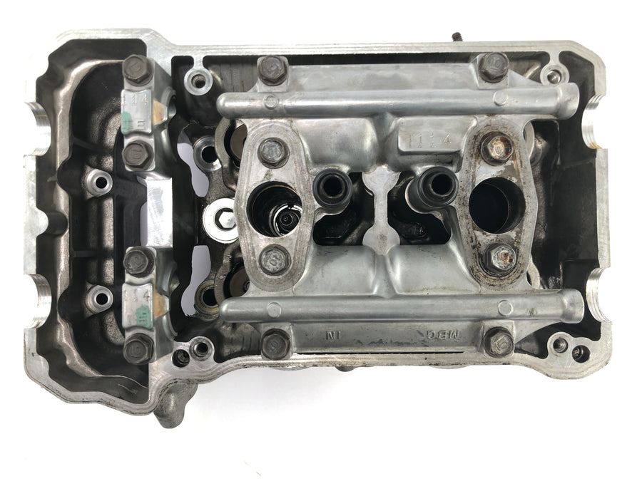 Honda VFR 800 FI RC46 [1999] - cylinder head valve train valve seat valve guide rear