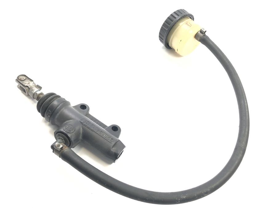 BMW R 1100 S R11S [2005] - brake pump behind