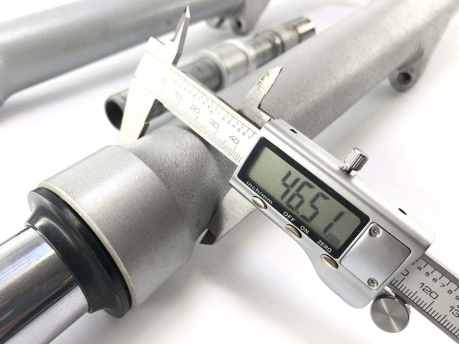 BMW R 1200 R [2007] - Gabel Telegabel mit Achse mit ABS Sensor