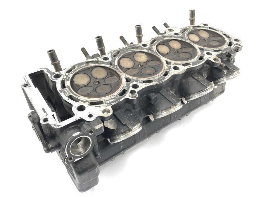 Yamaha YZF R1 RN09 [2003] - Cylinder head valve control