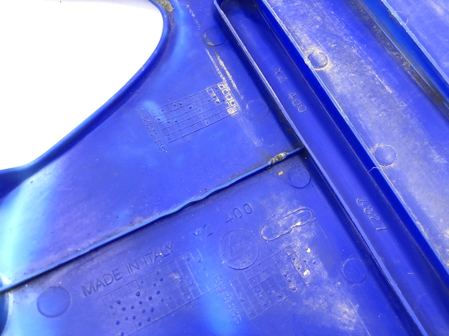 Yamaha YZ 426 F [2000] - tank fairing side fairing left