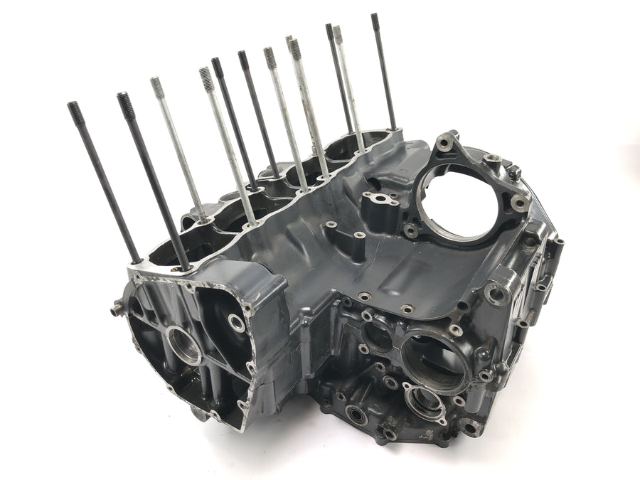 Suzuki GSX R 1100 GU74C [1987] - engine housing crankcase engine block empty housing