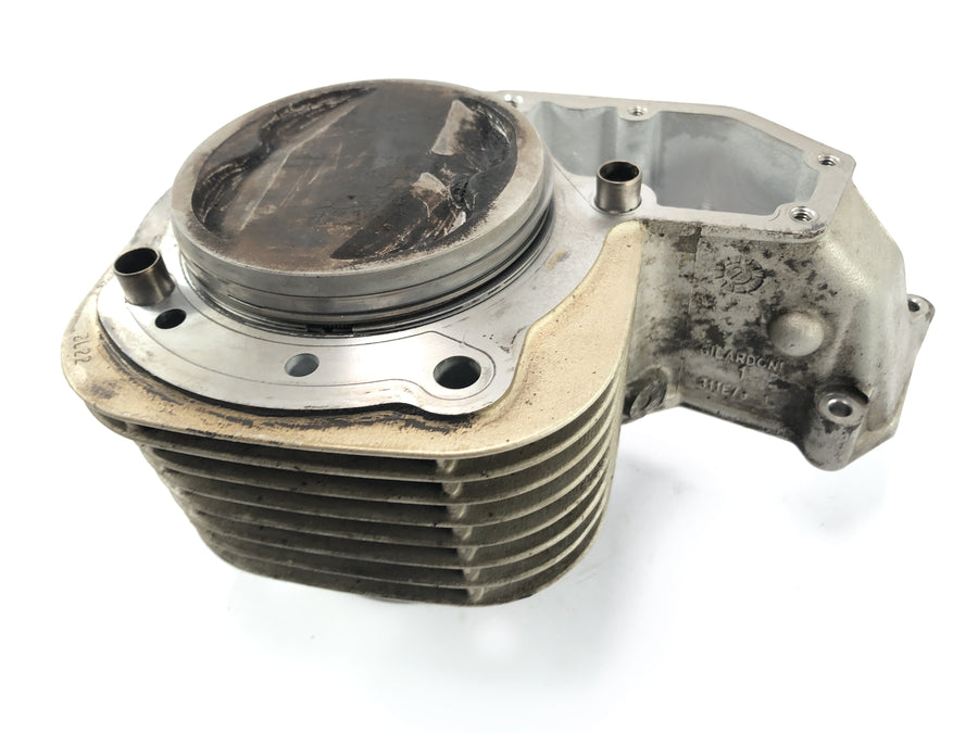 BMW R 1150 R R21 [2003] - cylinder with pistons on the left