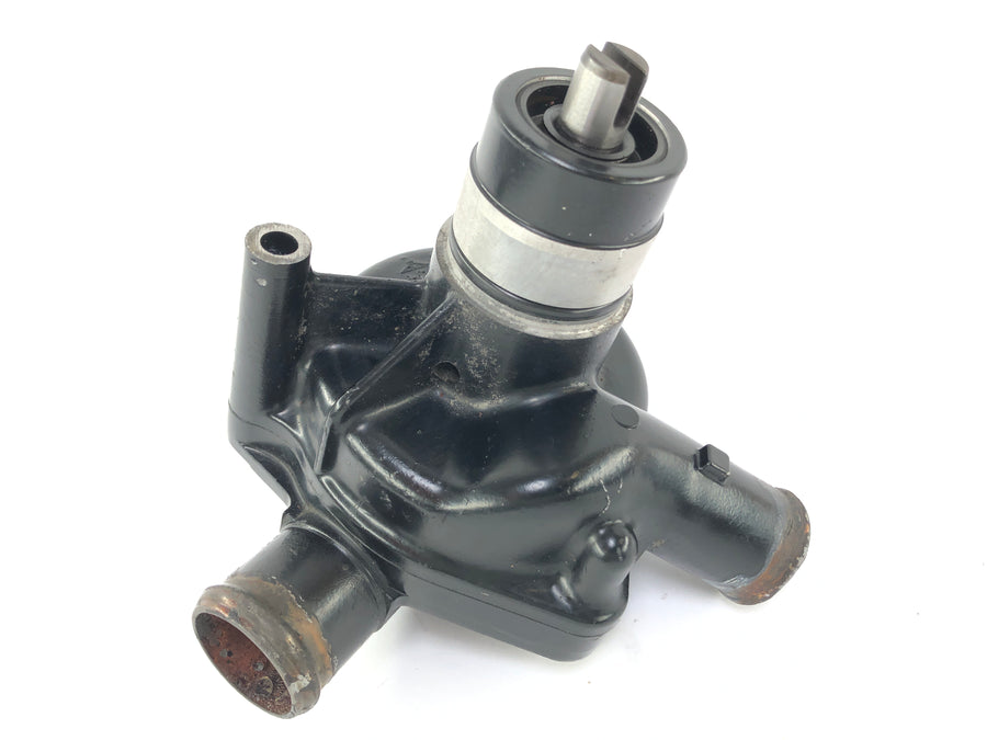 Triumph Daytona 955i T595 [1999] - Water pump
