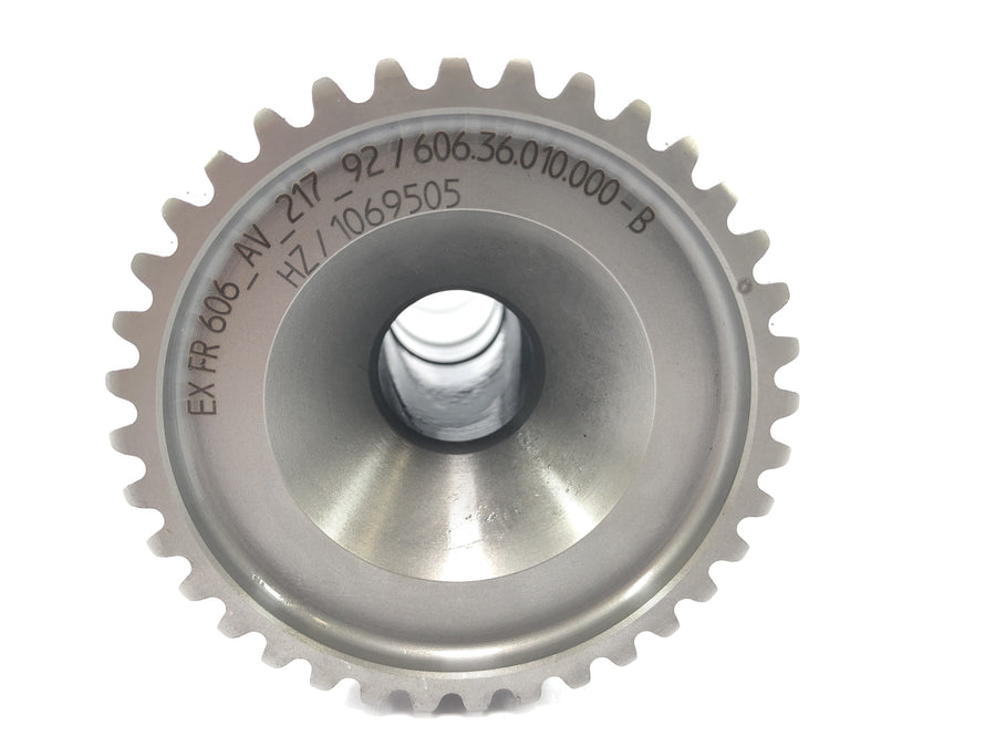 KTM 1050 Adventure [2017] - camshaft outlet camshaft cylinder at the front