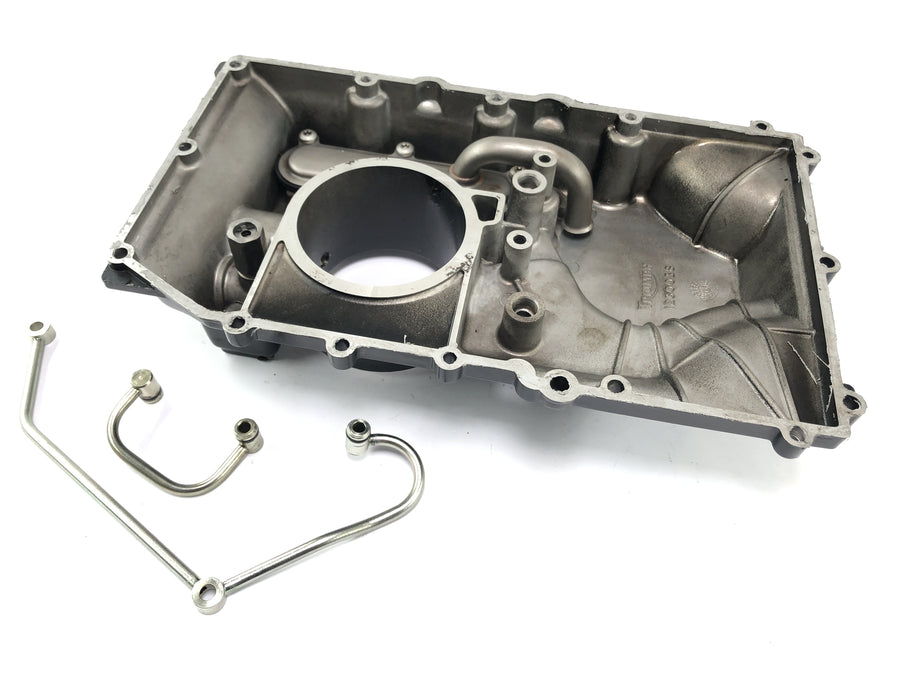 Triumph Daytona 900 T300 [1993] - Oil tub Motor cover engine lid below