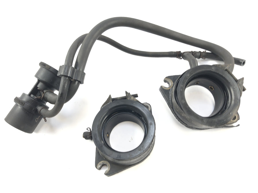 Yamaha XV 750 5G5 [1982] - intake in the intake suction gum set