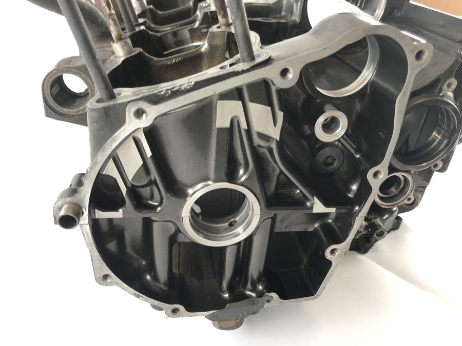 Suzuki Bandit 1200 GV75A [1998] - Motorgehäuse Leergehäuse