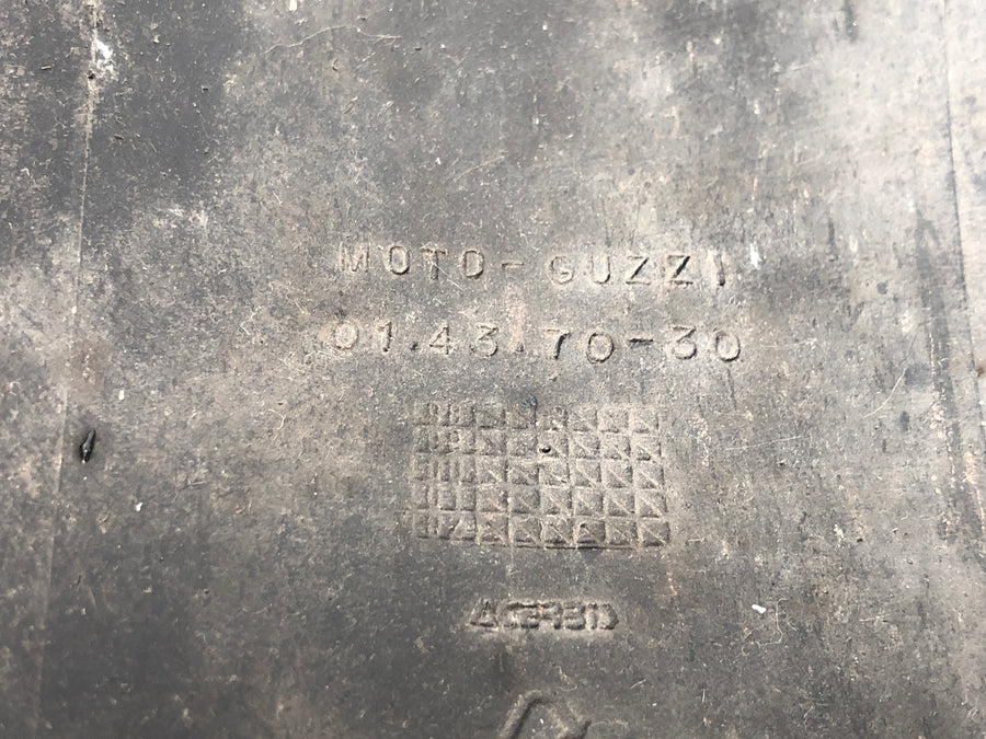 Moto Guzzi V11 Sport [1999] - Rear wheel cover Rear fender splash guard