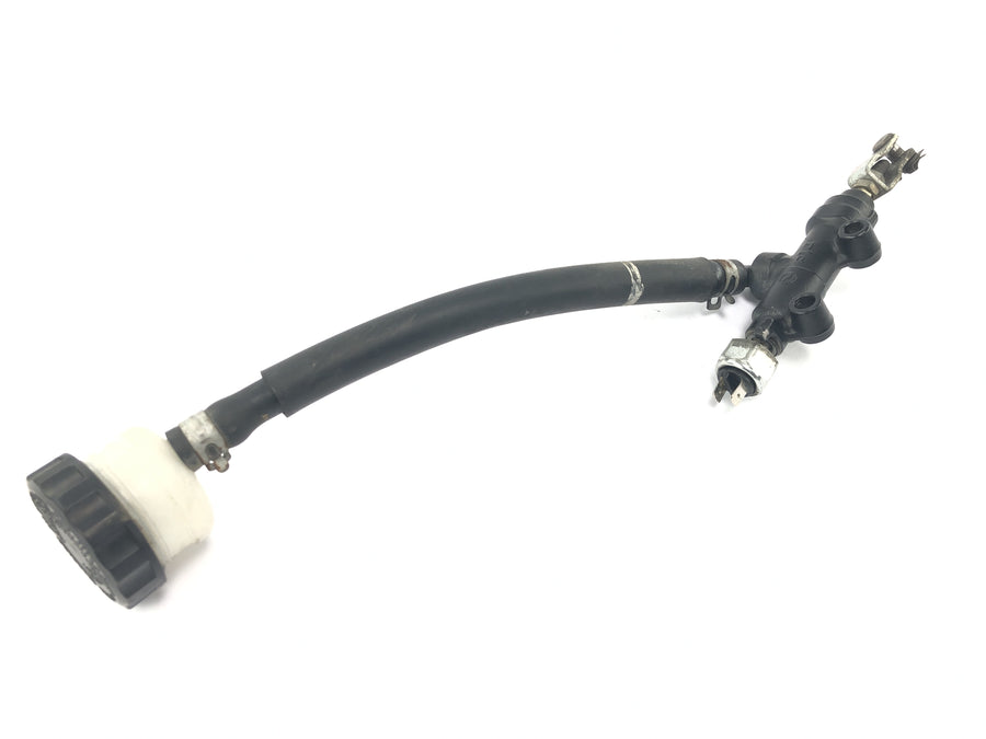 Triumph Tiger 900 T400 [1998] - Rear brake pump rear brake cylinder