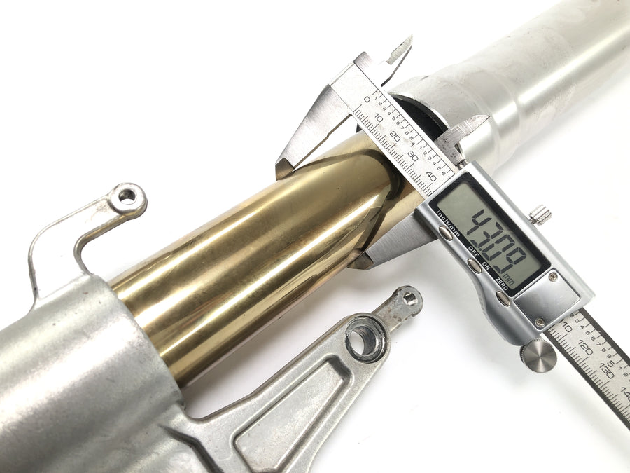Ducati 999 H4 [2003] - Gabel Telegabel mit Achse